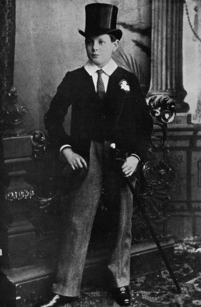 Winston Churchill als Harrow schooljongen in 1889, 1945 door Unbekannt