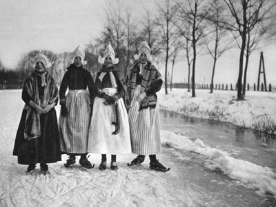 Winter, Volendam, Nederland, ca. 1934 door Unbekannt