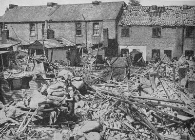 Werk van de bommenwerpers en hun vernietiging, 1940 door Unbekannt