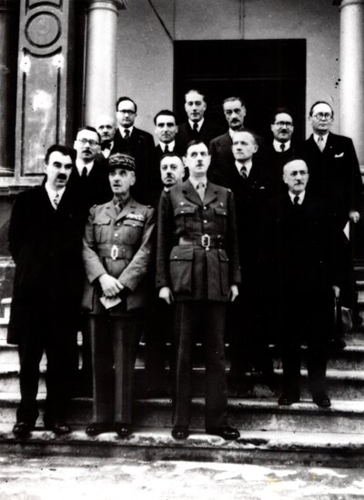 Wereldoorlog 2: De Gaulle met de gevluchte Franse regering in Algerije door Unbekannt