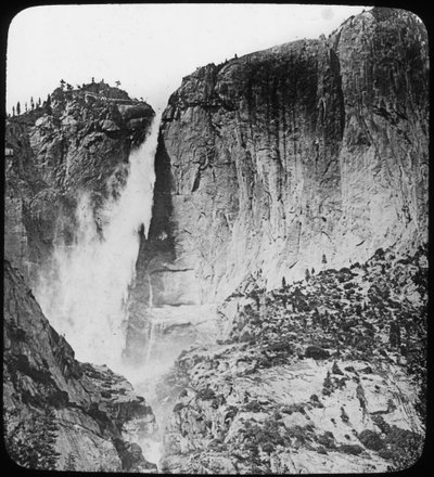 Yosemite Falls, Yosemite National Park, Californië, VS, late 19e of vroege 20e eeuw door Unbekannt