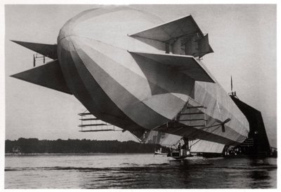 Zeppelin LZ3, gekocht door het Duitse leger en werd geëxploiteerd als de Z1, 1906 1933 door Unbekannt