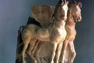 COX I 309 Paar gevleugelde terracotta paarden, uit de Tempel van Tarquinia, Italië, 5e - 6e eeuw v.Chr. door Unbekannt Unbekannt