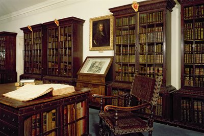Interieur van Pepys Bibliotheek, Magdalene College, Cambridge door Unbekannt Unbekannt