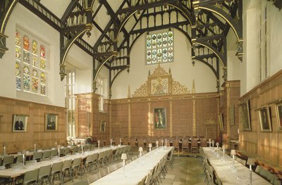 Interieur van de eetzaal met hamerbalkplafond, Trinity College, Cambridge door Unbekannt Unbekannt