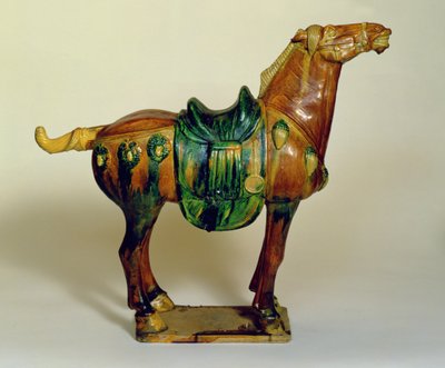 Tang stijl aardewerk figuur van een paard door Unbekannt Unbekannt