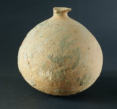 Terracotta pot, Kalibangan, 2300-1750 v.Chr. door Unbekannt Unbekannt