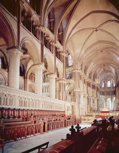 Zicht op het koor, Canterbury Cathedral, gebouwd 1098-1130 door Unbekannt Unbekannt