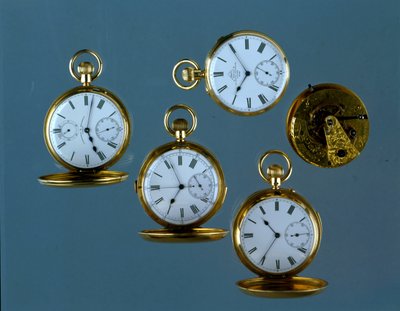 Een selectie van Zwitserse en Engelse zakhorloges met witte geëmailleerde wijzerplaten en gouden kasten door Unbekannt