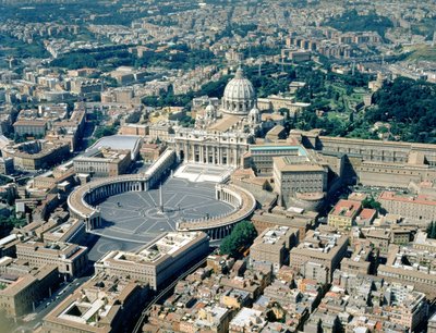 Luchtfoto van de Grieks-kruisbasiliek, Piazza San Pietro en de omliggende Vaticaanstad door Unbekannt