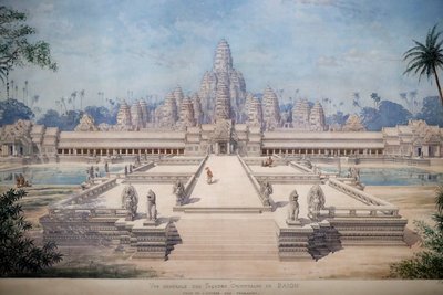 Aziatisch Civilisaties Museum, Angkor, Verkenning van de heilige stad van Cambodja, Uitzicht op de oostelijke gevel van de Bayon door Louis Delaporte en Henri Deverin, Singapore, 2018 (foto) door Unbekannt