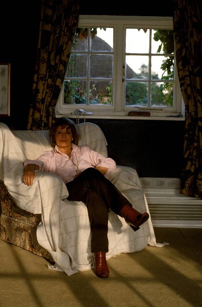 Babe Walters in haar huis in Dorchester (Dorset, Engeland) in oktober 2004 door Unbekannt