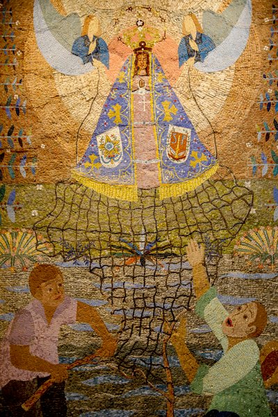 Braziliaans mozaïek in de Annunciatie Rooms-katholieke basiliek, Nazareth, Galilea, Israël. Detail. door Unbekannt