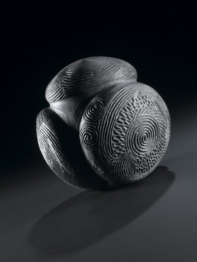 Gesneden bal van Glass Hill, Towie, Aberdeenshire, Neolithisch, ca.3000 v.Chr. door Unbekannt