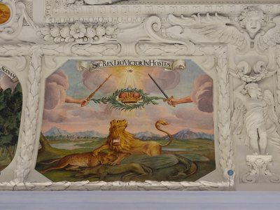 Plafondfresco in de zijbeuk van de Sint-Catharinakerk, allegorische voorstellingen van de overwinningen van keizer Leopold I op de Ottomanen, Mausoleum van de Habsburgers, Graz, Stiermarken, Oostenrijk, Europa door Unbekannter Künstler