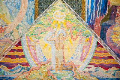 Christendom; modern; kunst; kleurrijke plafondschildering door Lous Mohr "Trinity"; 1938; schilderij van Jezus Christus in de Oslo Kathedraal; Oslo Domkirke; Oslo; Noorwegen; Scandinavië; Noord-Europa; Europa door Unbekannt