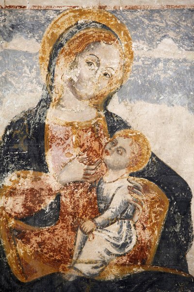 Verweerde fresco in de kerk van Santa Maria dell