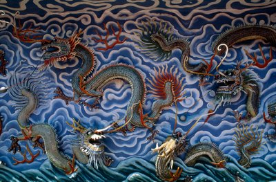Draken, Haw Par Villa (Tiger Balm Garden), een themapark gebaseerd op Chinese mythologie en legendes, Singapore door Benjamin Baud
