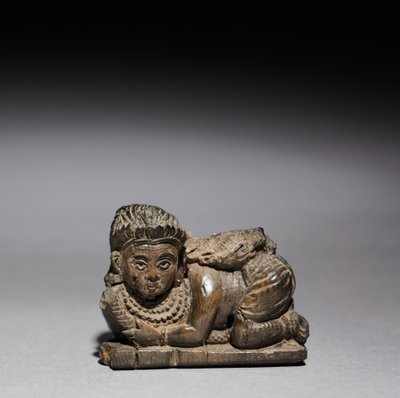 Beeldje van een Hurkende Vrouw, 900-800 v.Chr. door Unbekannt