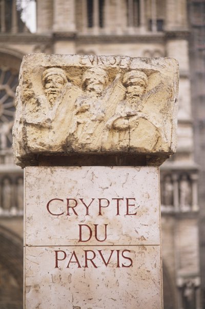Frankrijk, Parijs, inscriptie in de Crypte du Parvis in de archeologische crypte, op Île de la Cité, steen met inscriptie en gravures door Unbekannt