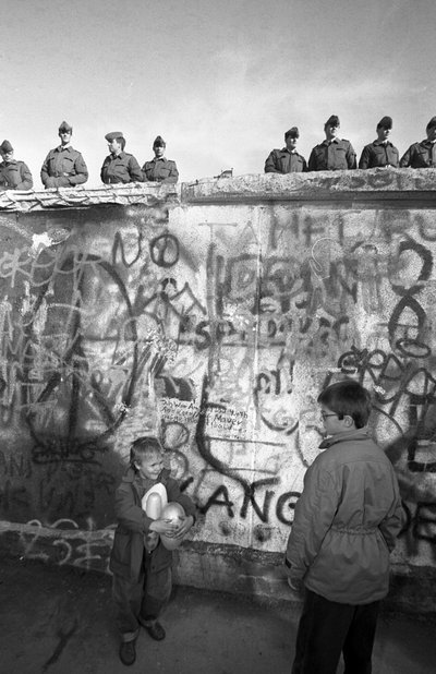 Duitse hereniging, val van de Berlijnse Muur, Duitsland door Unbekannt