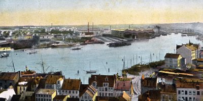 Kiel, Duitsland - uitzicht op de werf vanaf de Nicolaikirche door Unbekannter Künstler