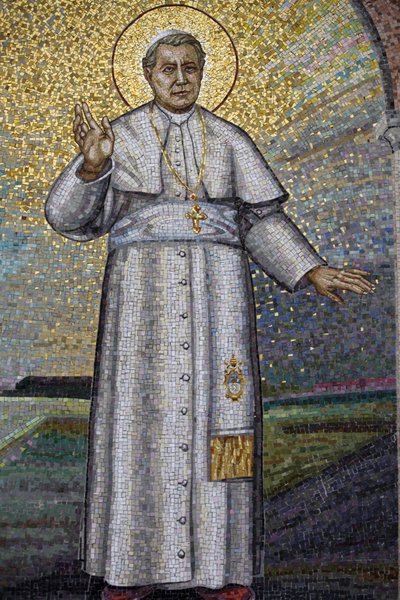 Madonna della Scala Benedictijnse abdij, Noci, Apulië Mozaïek met paus Pius X, Noci, Italië door Unbekannt