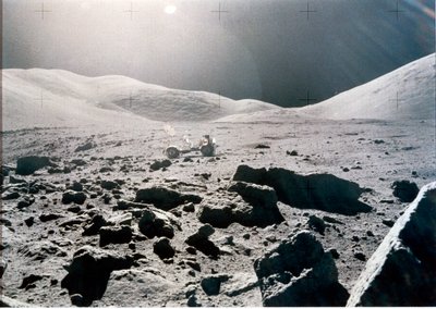 Bemande ruimtevlucht, VS, Apollo 15 panoramisch uitzicht op het maanoppervlak, Apollo 15 door Unbekannt