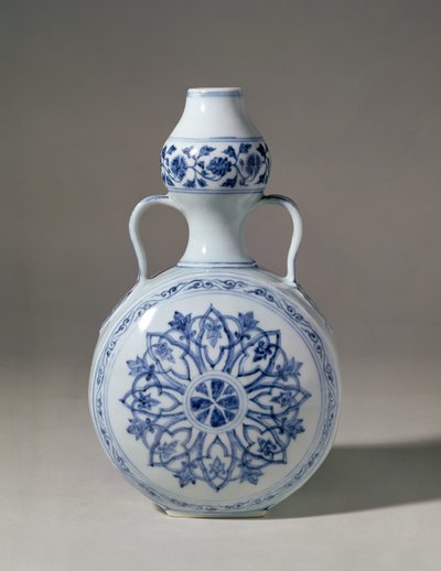 Ming blauw en wit pelgrimsfles, Hsuan Te merk (1426-35) door Unbekannt