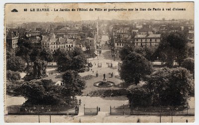 Normandië, Seine Maritime (76), Le Havre: de tuin van het stadhuis en perspectief op de rue de Paris - Ansichtkaart eind 19e-20e eeuw door William M. Timlin