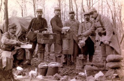 Foto uit een persoonlijk album van een infanterieluitenant tijdens de eerste maanden van de Eerste Wereldoorlog door Unbekannt