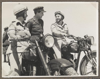 Foto uit een album met 65 foto