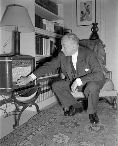 De politicus Paul Renaud in Parijs - 1949 door Unbekannt