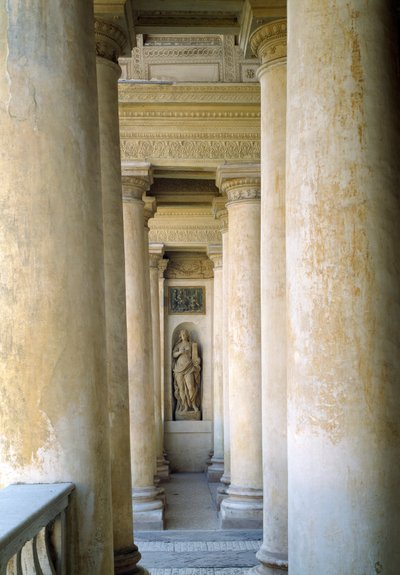 Loggia di Davide interieur met kolommen van de tuinfaçade ontworpen door Giulio Romano door Unbekannt