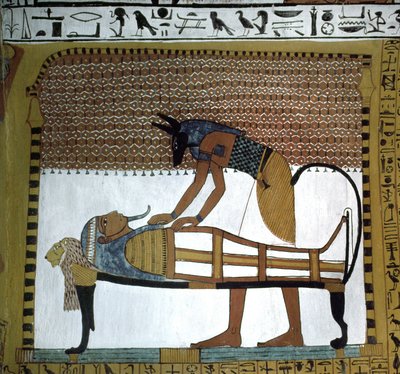 Graven van ambachtslieden. Sennedjem mummie gebalsemd door god Anubis, Deir El Medineh site in Luxor, Egypte. Begin van de 19e dynastie door Leopold Blonder