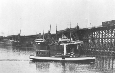 De stuurboordzijde van de Blyth Harbour Commissioners launch 