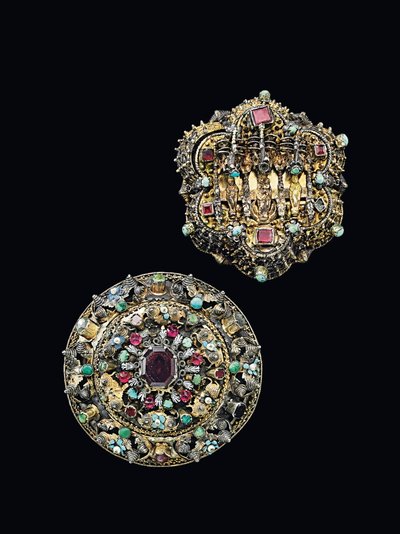 Twee borstrozetten, Nagyszeben, ca. 1675-1700 door Unbekannt