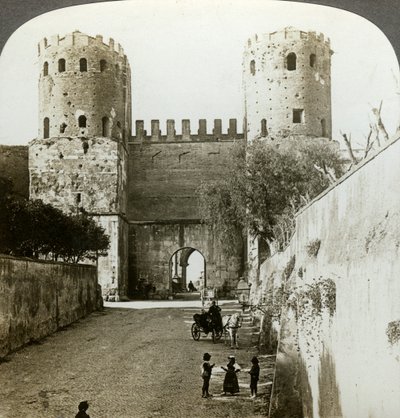 Poort van St. Sebastian in de Aureliaanse Muur, Rome, Italië door Underwood and Underwood