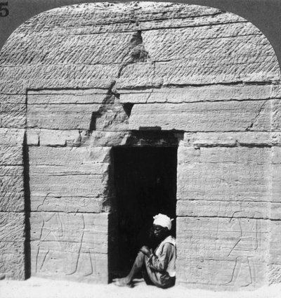 Graf van Harkhuf, een grensbaron in de tijd van de piramidebouwers, Assuan Aswan, Egypte, 1905 door Underwood and Underwood