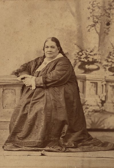 Ariitaimai, van Tahiti door Unknown