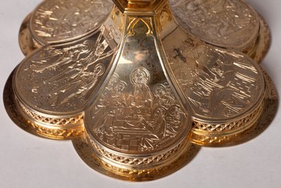 Kelk. Goudsmeedwerk, juwelen door Unknown artist