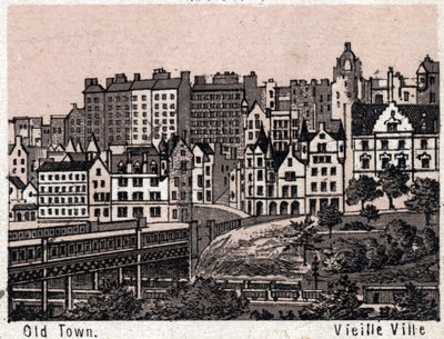 Edinburgh, Schotland: uitzicht op de Oude Stad in Edinburgh. Uit 