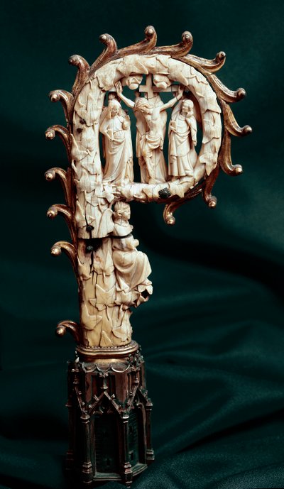 Eveque stok in koper, goudmetaal en ivoor die de Kruisiging voorstelt. Rond 1300 Parijs, nationaal museum van de Middeleeuwen, thermen van Cluny door Unknown artist