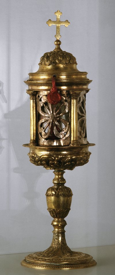 Gouden koperen ciborie door Unknown artist
