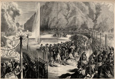 Groot magazijn van 14 augustus: Keizer Napoleon III (1808-1873), gevolgd door zijn staf, steekt de Tuilerieën-tuin in Parijs over. Zijn zoon, de keizerlijke prins Eugène Louis Joseph (1856-1879), is aan zijn rechterzijde. Gravure in 