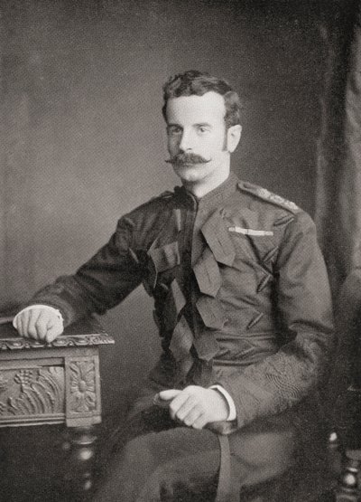 Luitenant-generaal Douglas Mackinnon Baillie Hamilton Cochrane, 12e graaf van Dundonald, uit het boek South Africa and the Transvaal War door Louis Creswicke, uitgegeven 1900 door Unknown