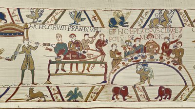 Normandische dienaren bereiden een banket voor Willem en bisschop Odo zegent de maaltijd, Tapijt van Bayeux door Unknown artist