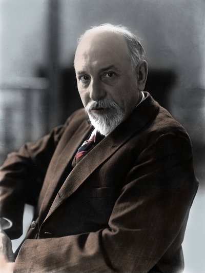 Portretten van de Italiaanse schrijver Luigi Pirandello rond 1920. door Unknown Artist