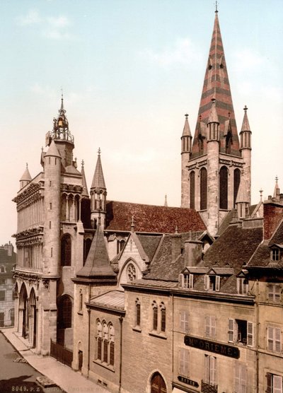 Zicht op de Kerk van Notre Dame in Dijon. Fotochrome ca. 1890 door Unknown artist