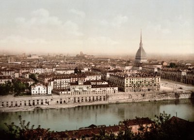 Zicht op de stad Turijn (Torino) in Italië in 1890 door Unknown artist